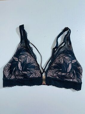 Luca Lingerie Lace Overlay Triangle Bralette Women Size 38B Feminine Romantic
